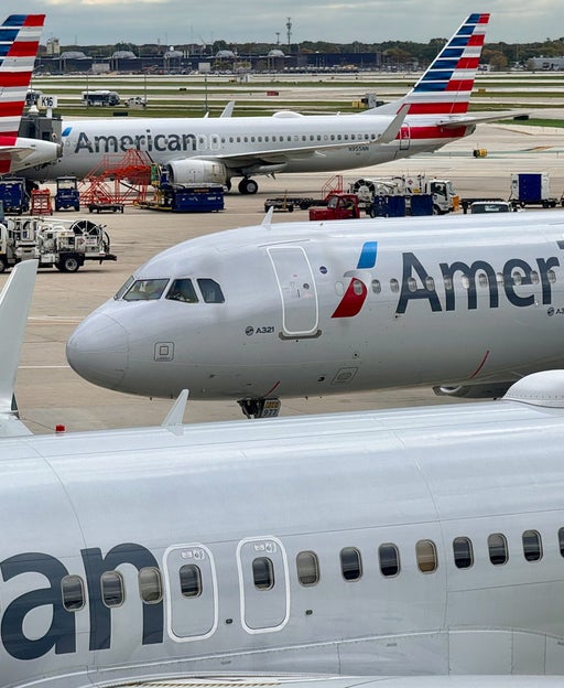 Facing pressure in Chicago, American touts O'Hare growth